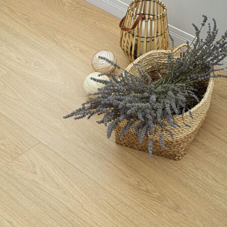 www.eurofloors.pl 013 BerryAlloc Charme Light Natural