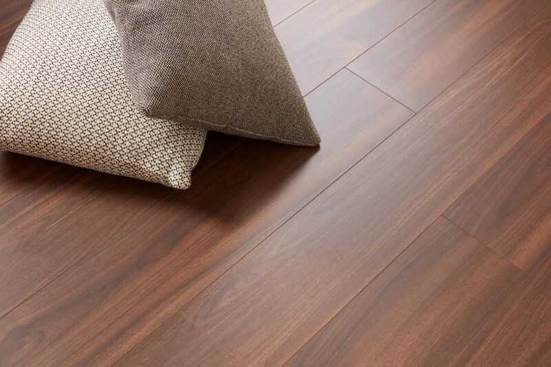 walnut brown lam v4 1288x190 berryalloc rsh 01